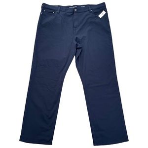 Banana Republic Navy Blue Slim Traveler Pants / NWT / Size 42x32